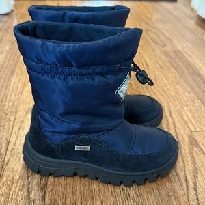 Naturino snow and rain boots. Kids size 29 (US 5). Excellent condition!